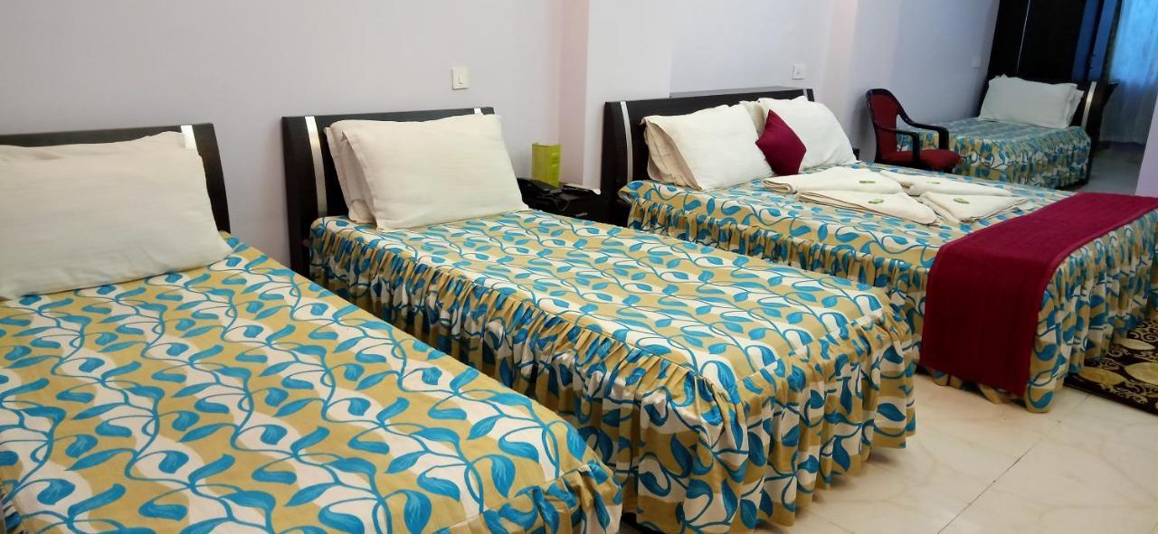Hotel Barbareek Shillong Bagian luar foto
